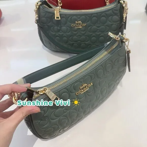 NWT Coach Teri Shoulder Bag In Signature Leather CY674